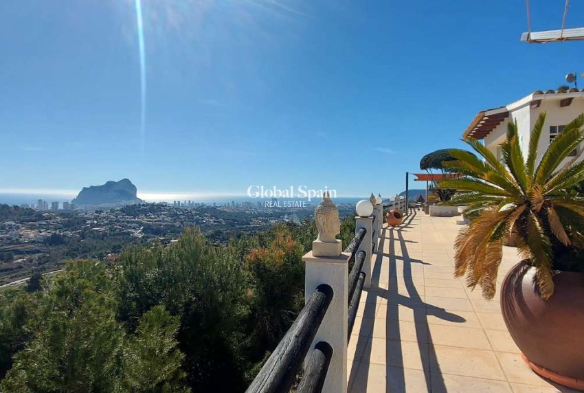 Resale - VILLA -
CALPE - Costa Blanca