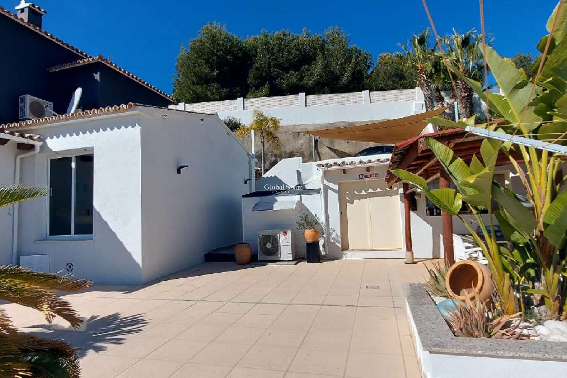 Resale - VILLA -
CALPE - Costa Blanca