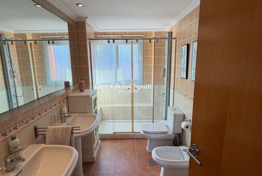 Resale - VILLA -
CALPE - Costa Blanca