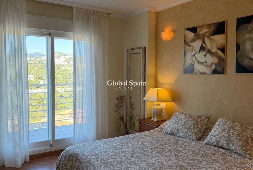 Resale - VILLA -
CALPE - Costa Blanca