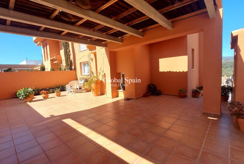 Resale - VILLA -
CALPE - Costa Blanca