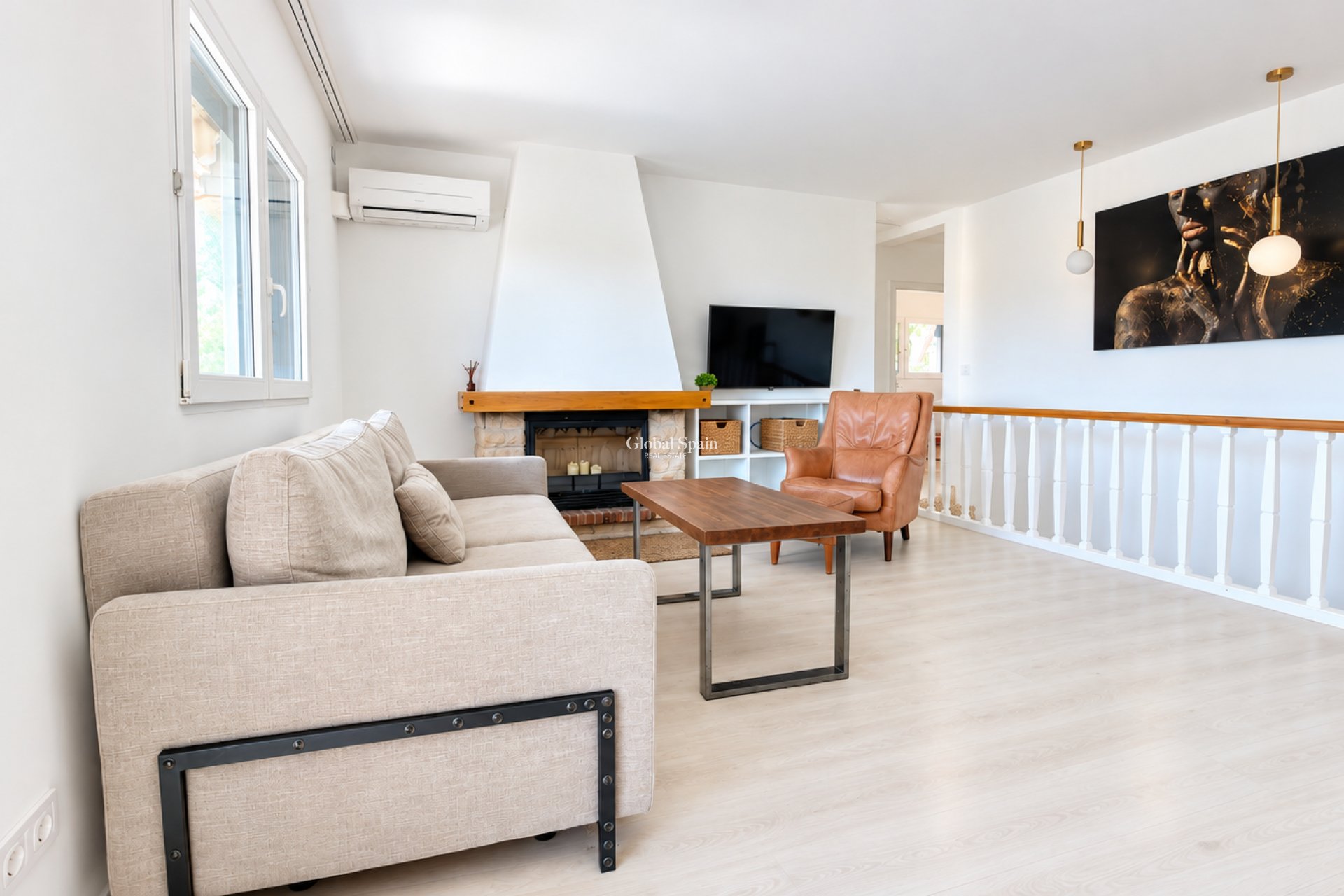 Resale - VILLA -
CALPE - Zona Levante - Playa Fossa