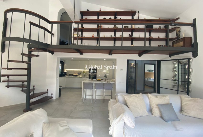 Resale - VILLA -
Calviá - Mallorca