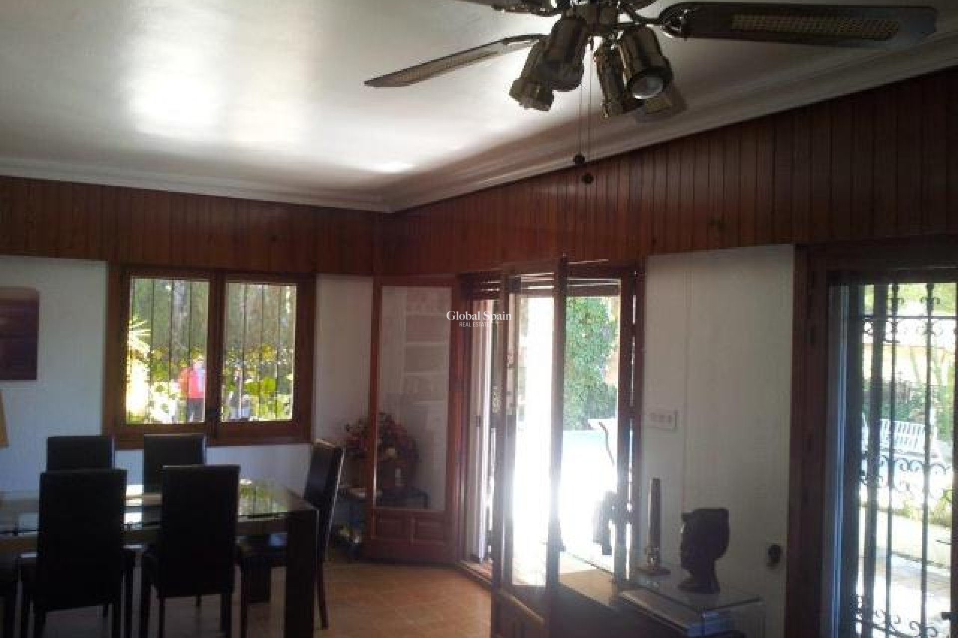 Resale - VILLA -
CAMPOAMOR - Costa Blanca