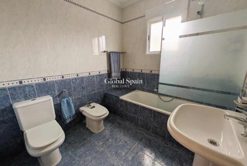 Resale - VILLA -
CAMPOS DEL RÍO - Campos del Rio