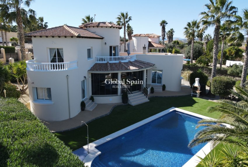 Resale - VILLA -
CAMPOS DEL RÍO - Campos del Rio