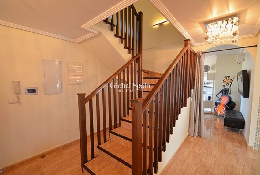 Resale - VILLA -
CAMPOS DEL RÍO - Inland