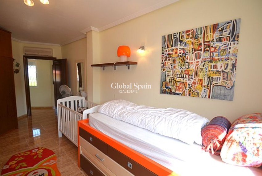 Resale - VILLA -
CAMPOS DEL RÍO - Inland