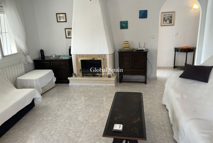 Resale - VILLA -
CAMPOSOL - Inland