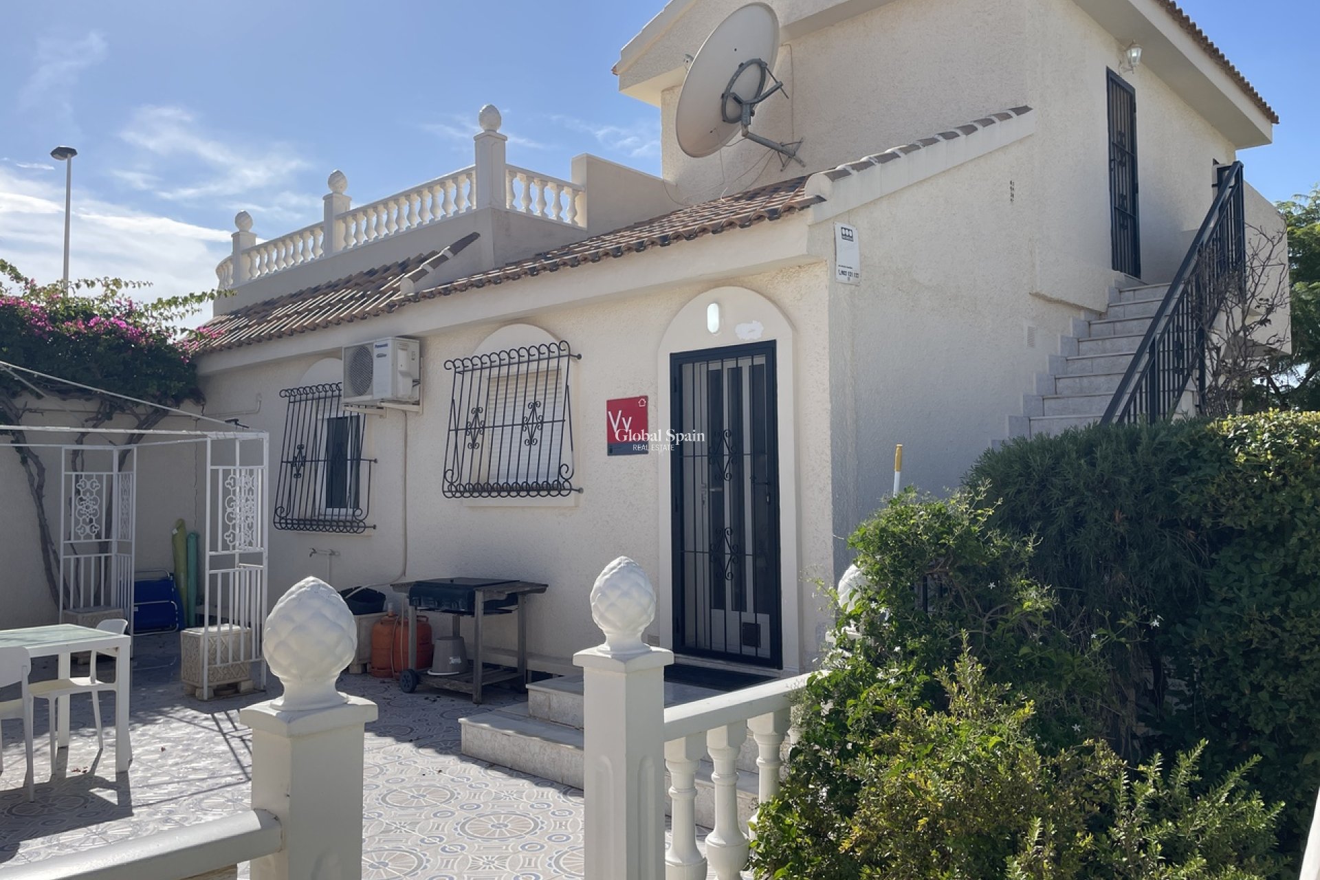 Resale - VILLA -
CAMPOSOL - Inland