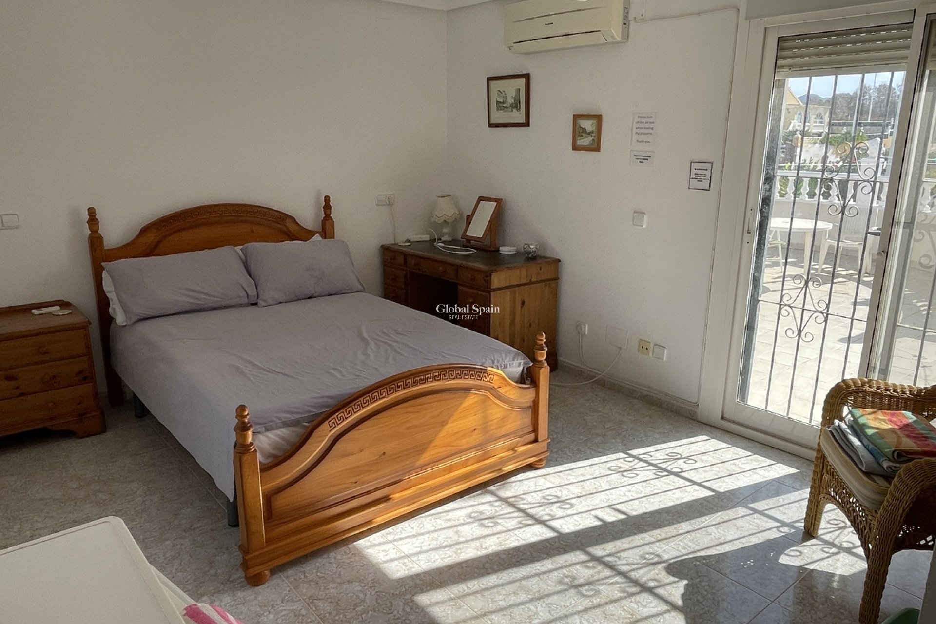 Resale - VILLA -
CAMPOSOL - Inland