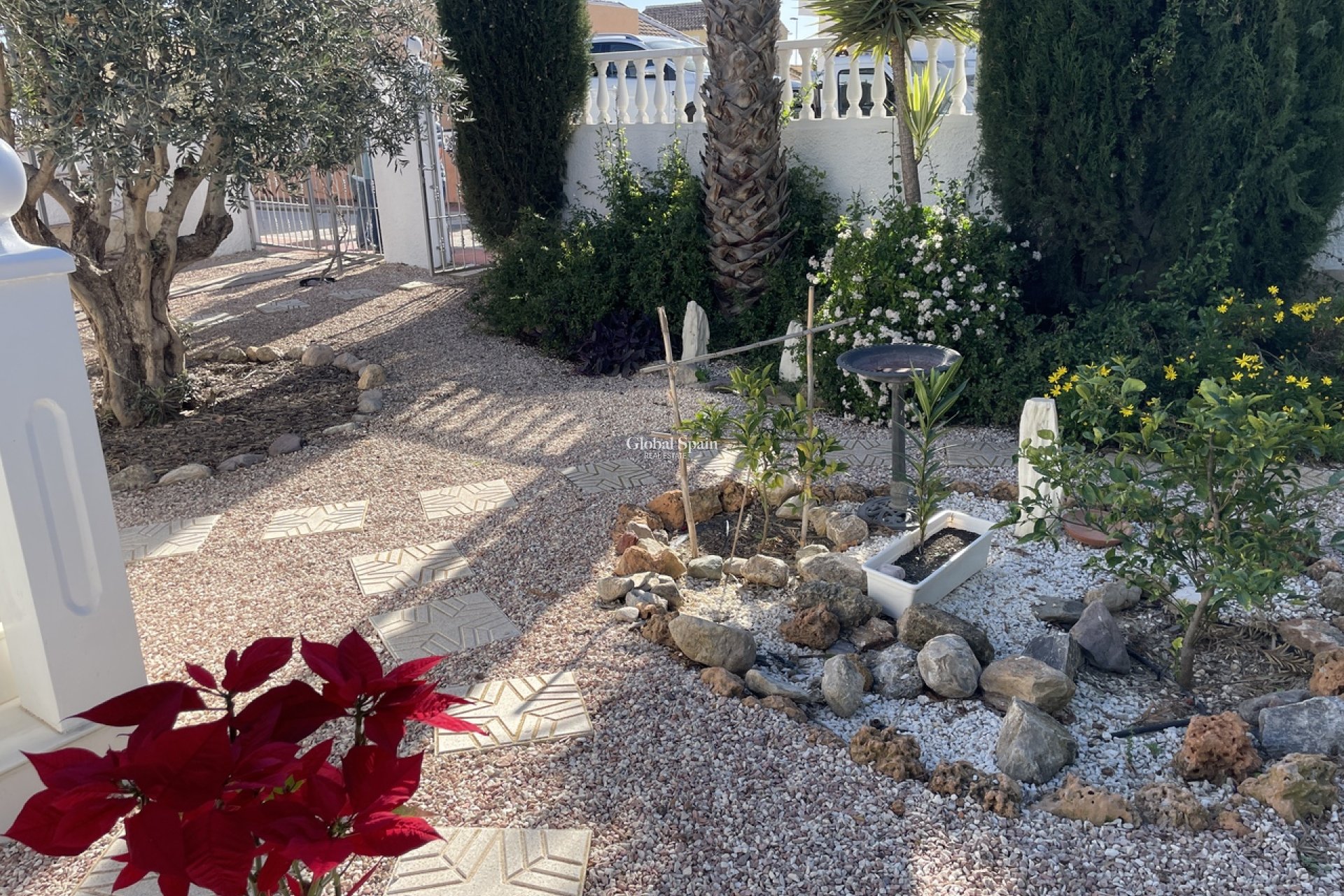 Resale - VILLA -
CAMPOSOL - Inland