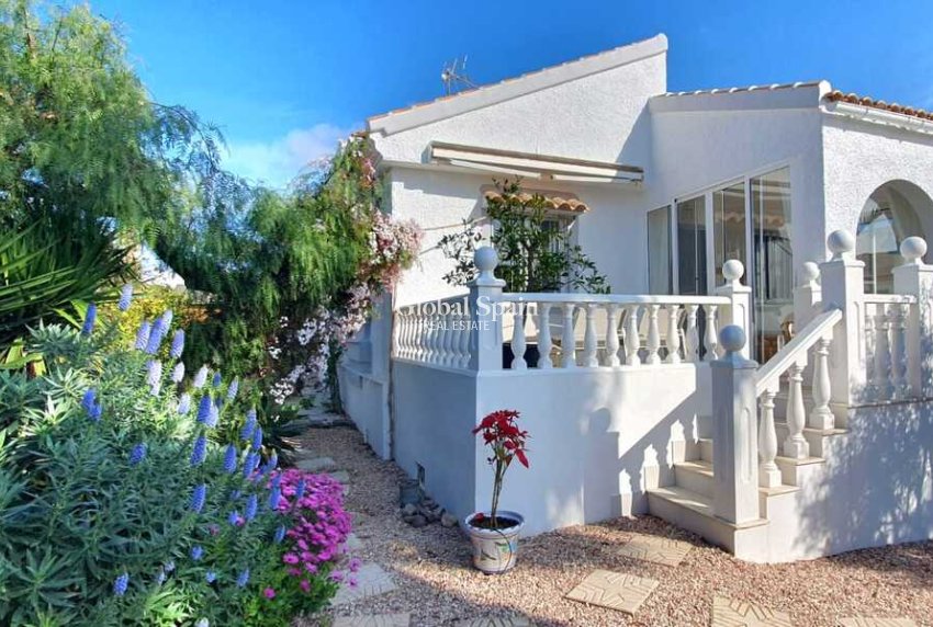 Resale - VILLA -
CAMPOSOL - Inland