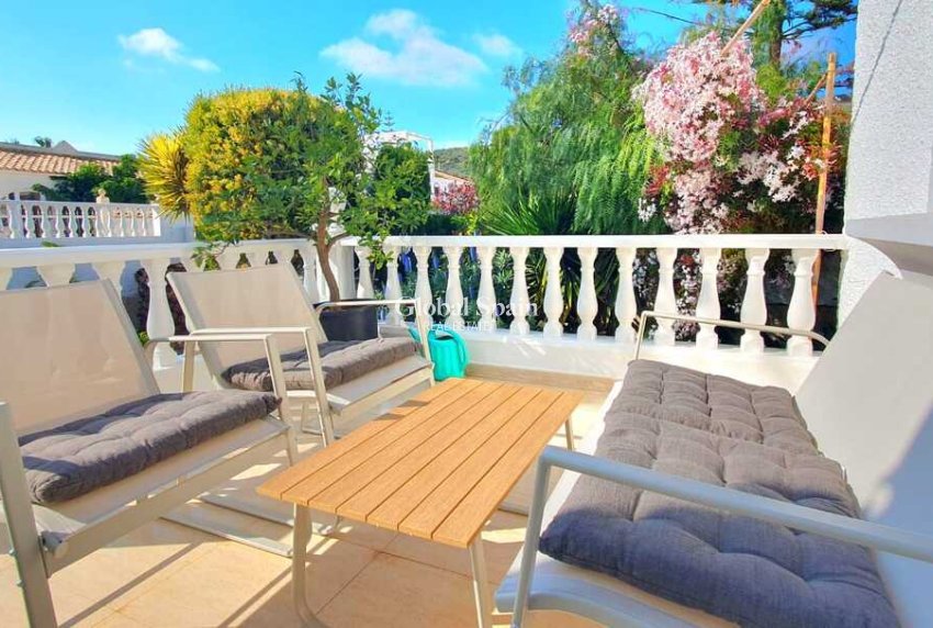 Resale - VILLA -
CAMPOSOL - Inland