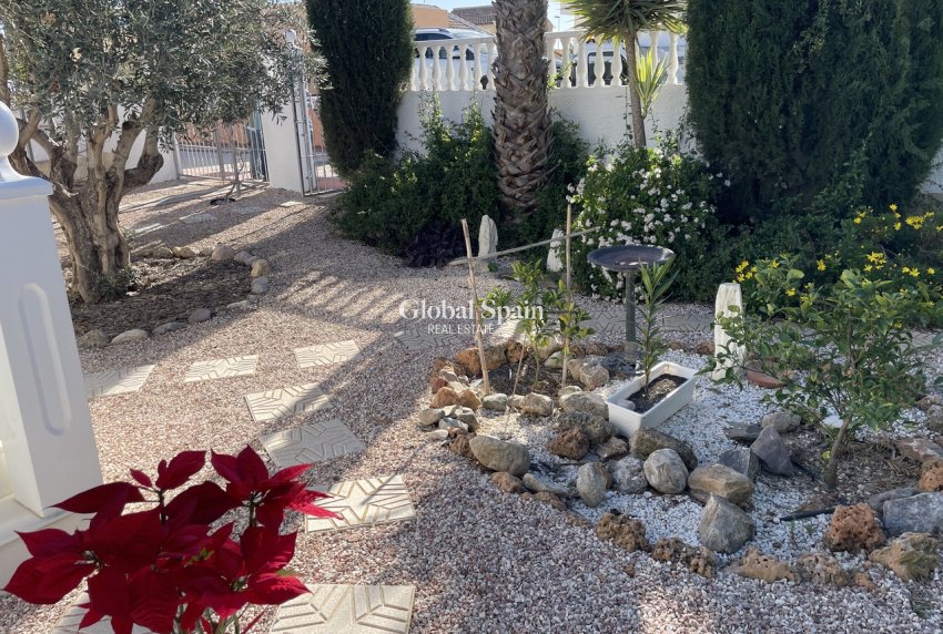 Resale - VILLA -
CAMPOSOL - Inland