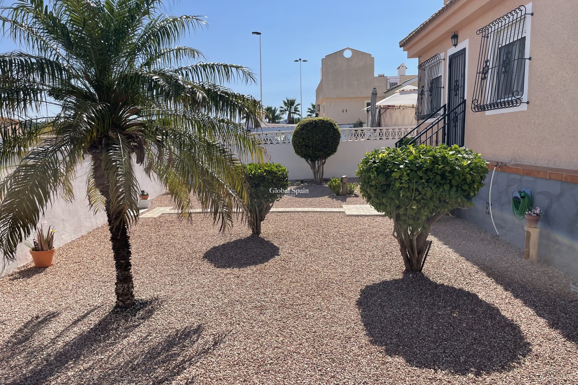 Resale - VILLA -
CAMPOSOL - Inland