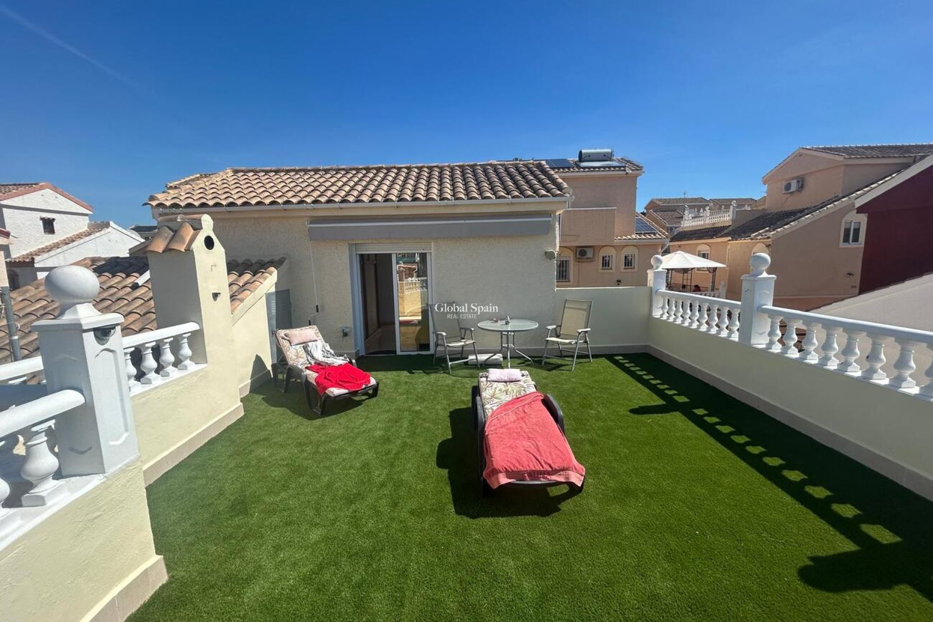 Resale - VILLA -
CAMPOSOL - Sector D