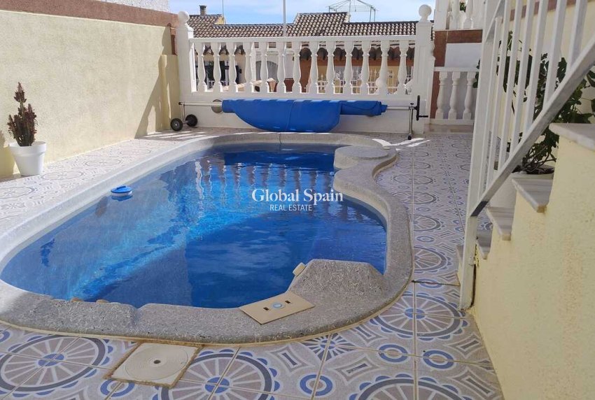 Resale - VILLA -
CAMPOSOL - Sector D