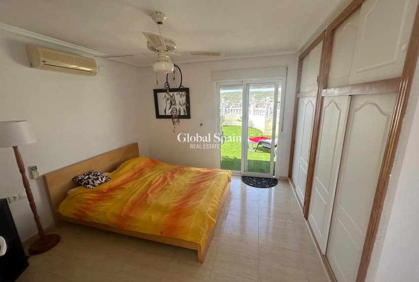 Resale - VILLA -
CAMPOSOL - Sector D