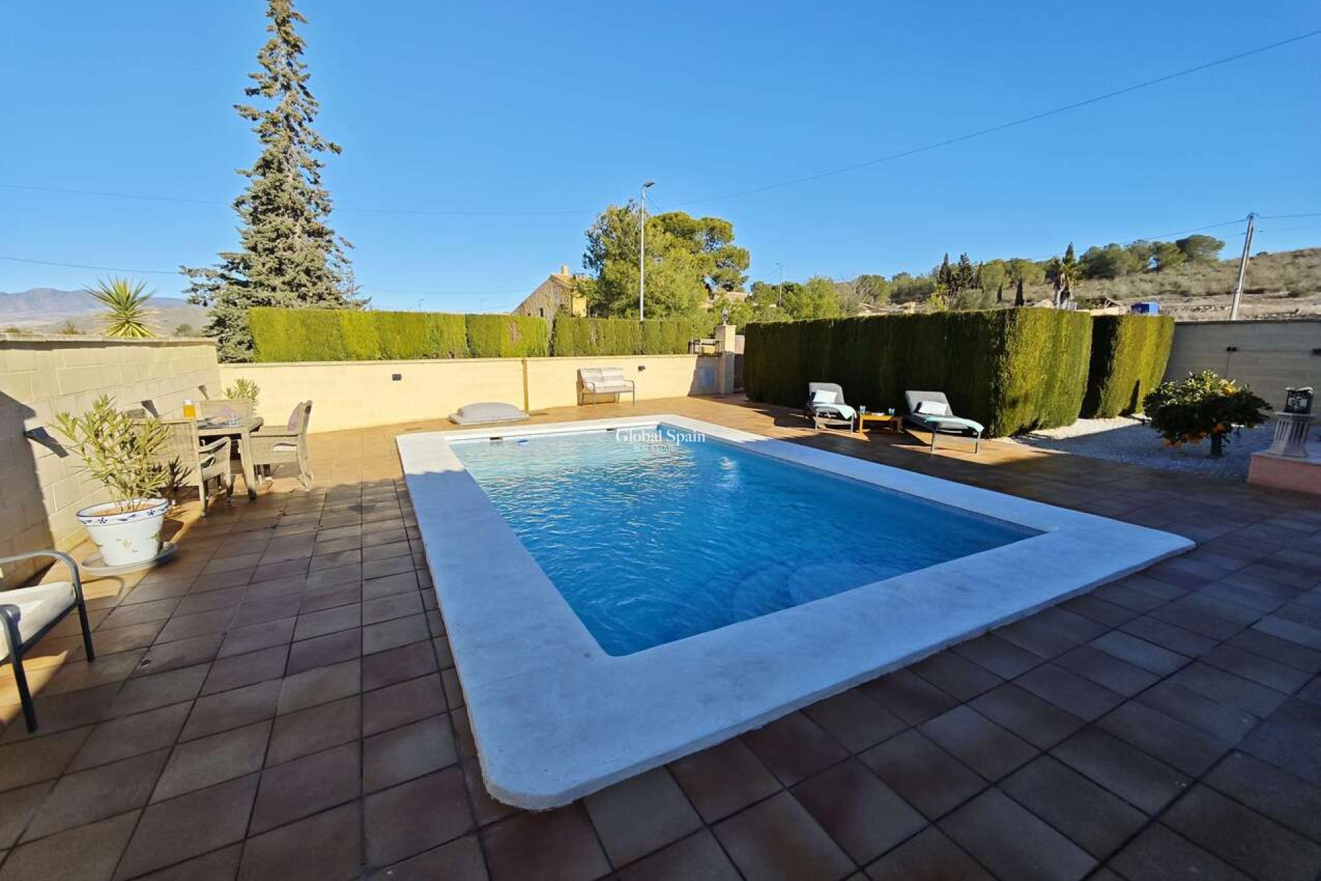 Resale - VILLA -
CAÑADA DEL TRIGO - Inland