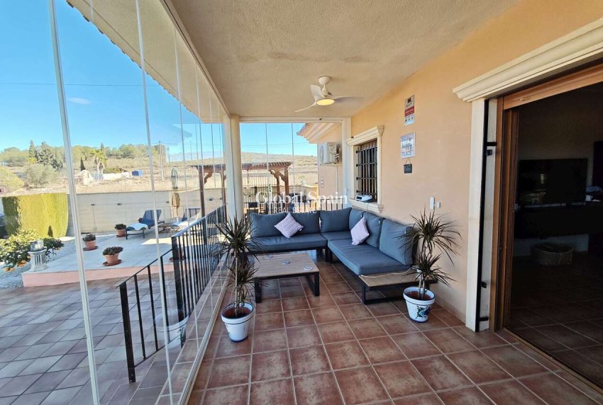 Resale - VILLA -
CAÑADA DEL TRIGO - Inland