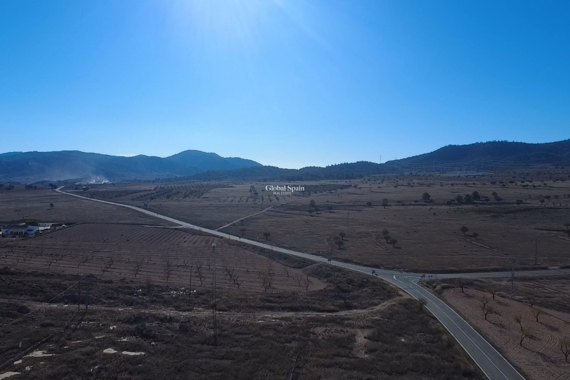 Resale - VILLA -
CAÑADA DEL TRIGO - Inland