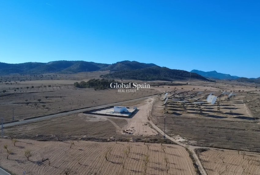 Resale - VILLA -
CAÑADA DEL TRIGO - Inland