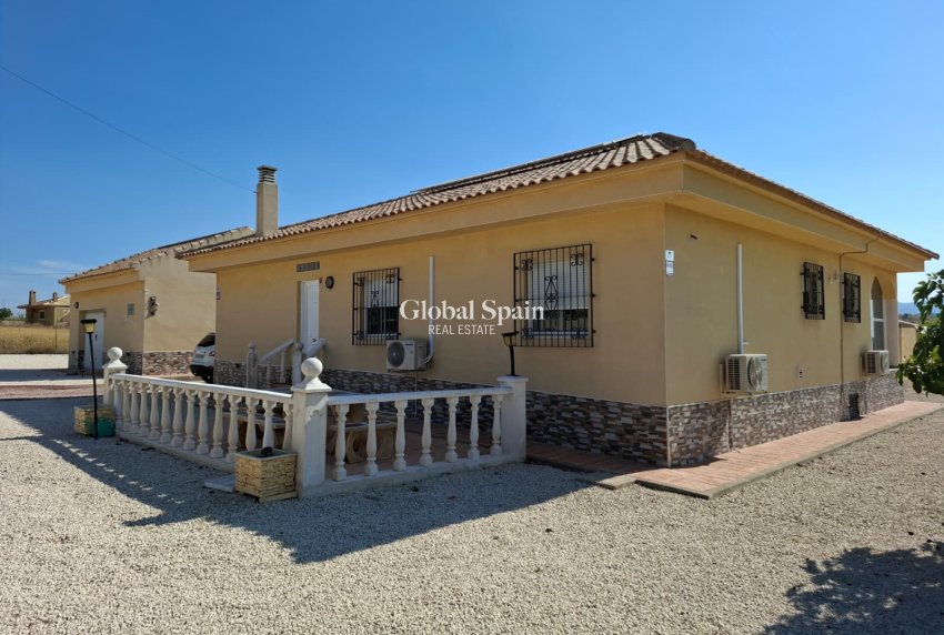 Resale - Villa -
Canada Del Trigo