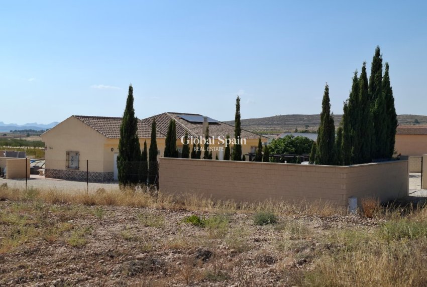 Resale - Villa -
Canada Del Trigo