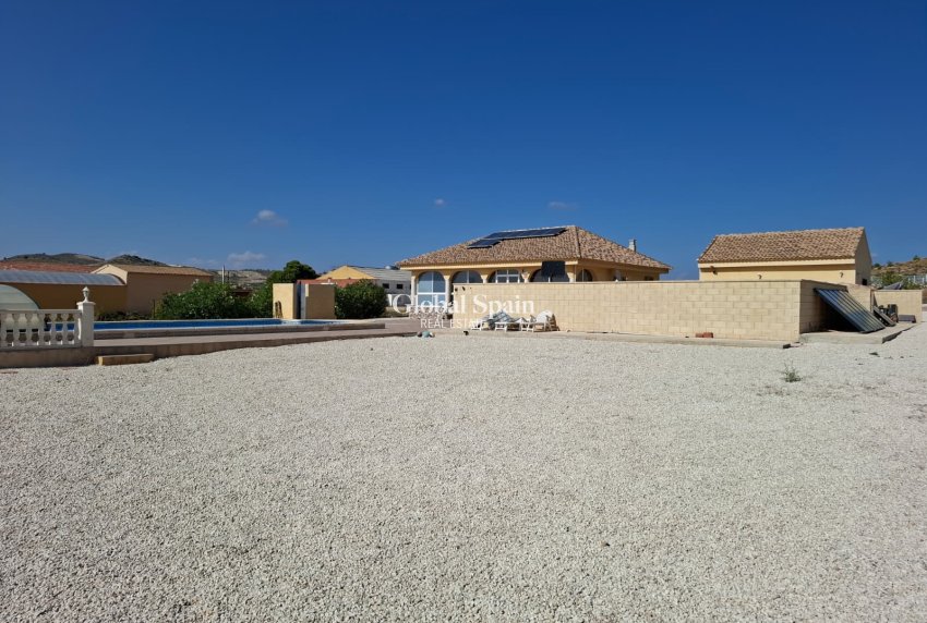 Resale - Villa -
Canada Del Trigo