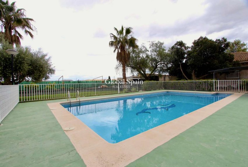 Resale - VILLA -
CAÑADAS DE SAN PEDRO - Inland