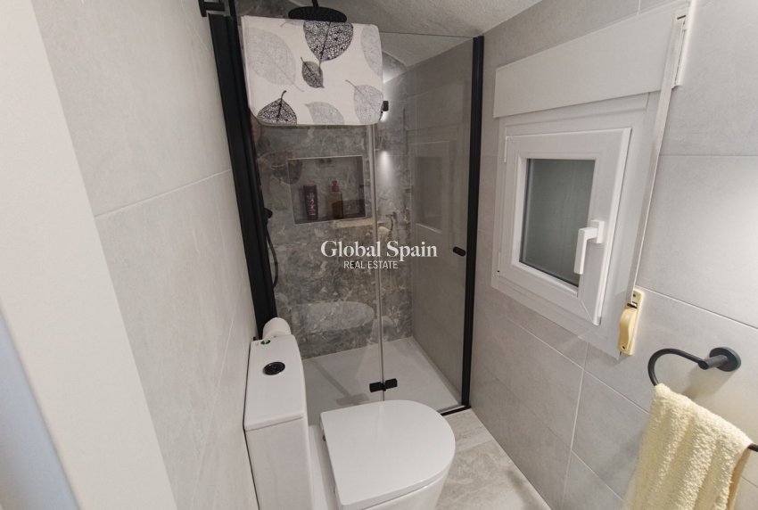 Resale - VILLA -
CAÑADAS DE SAN PEDRO - Inland