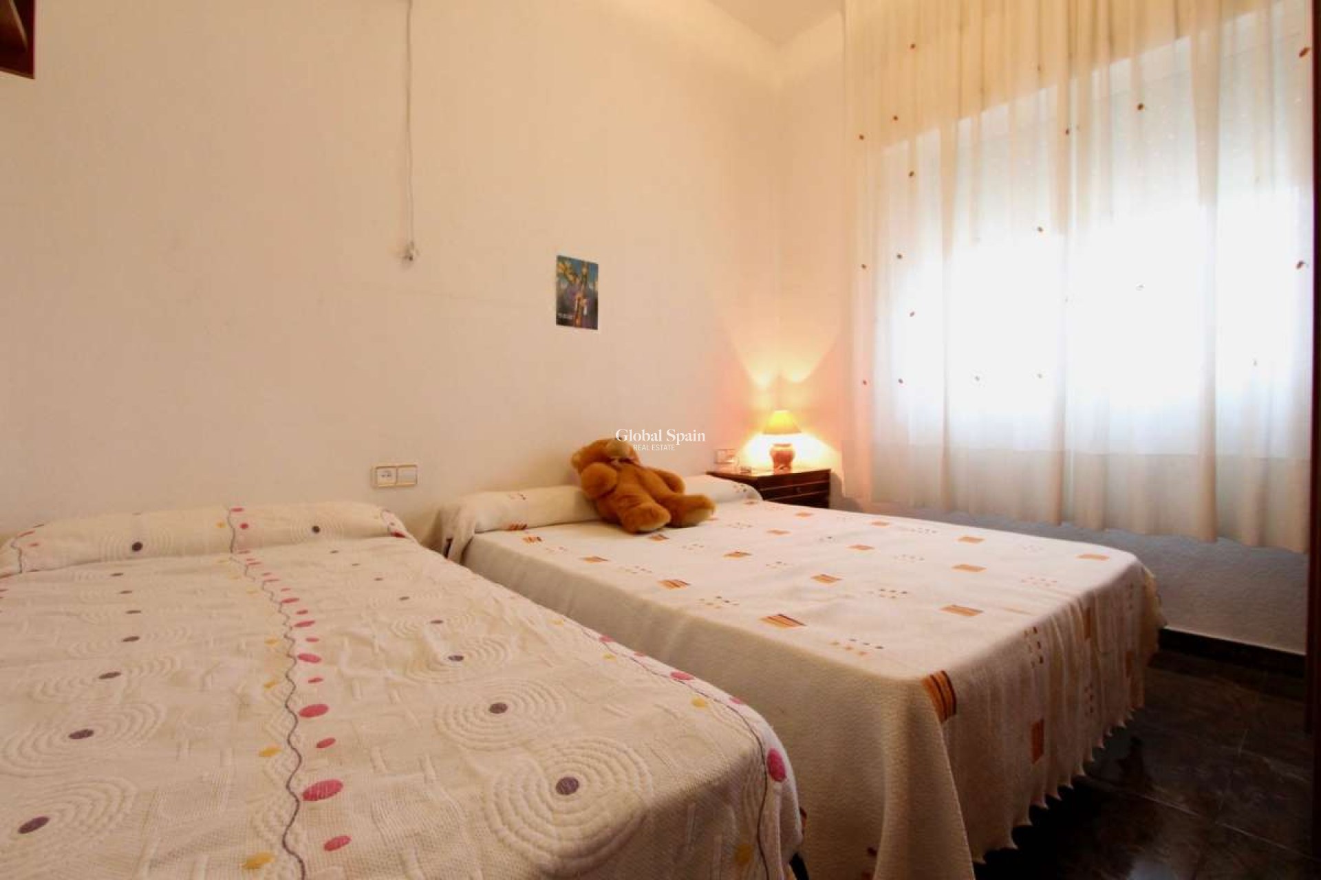 Resale - VILLA -
CAÑADAS DE SAN PEDRO - Inland