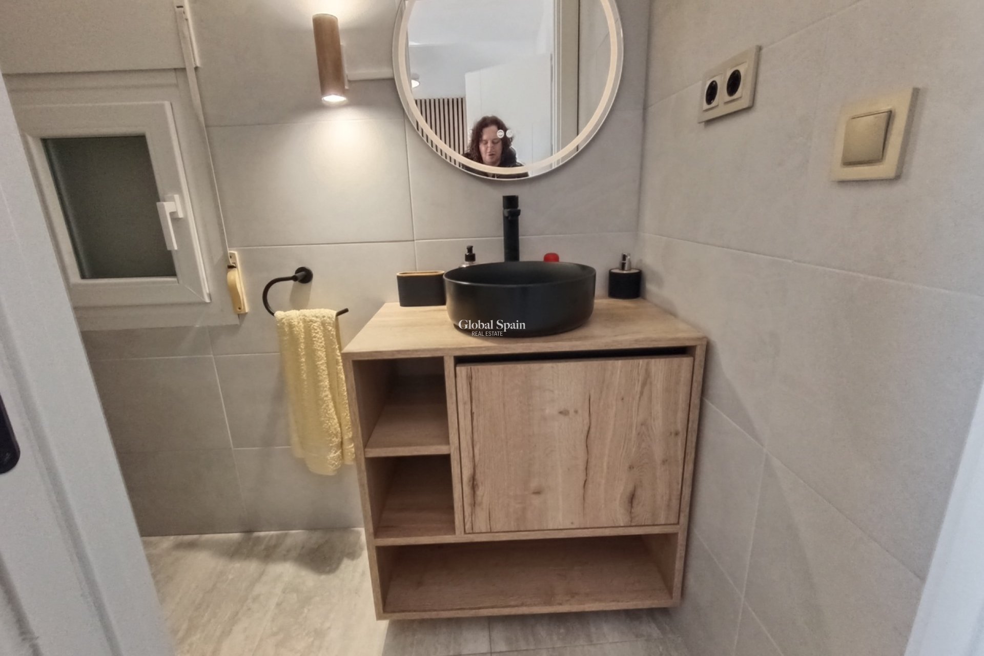 Resale - VILLA -
CAÑADAS DE SAN PEDRO - Inland