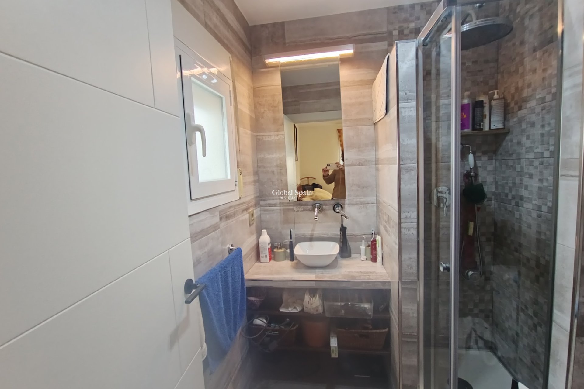 Resale - VILLA -
CAÑADAS DE SAN PEDRO - Inland