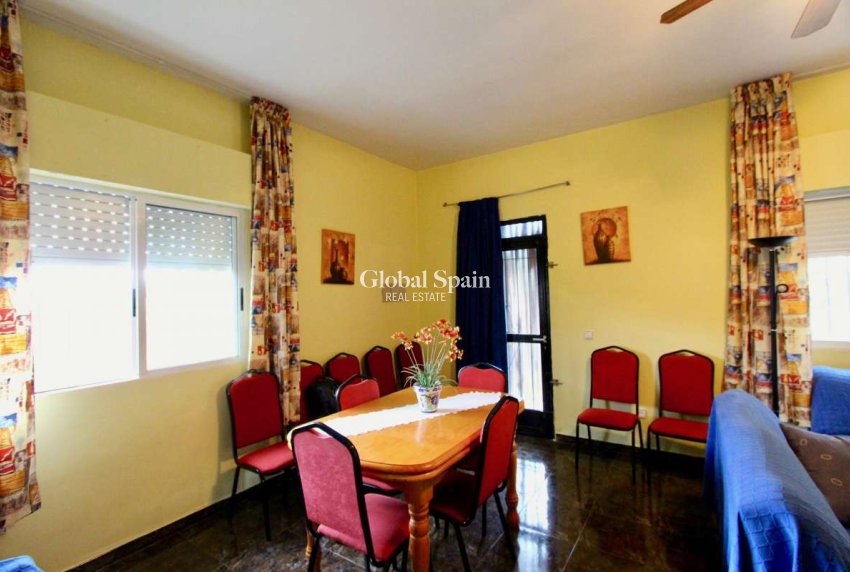 Resale - VILLA -
CAÑADAS DE SAN PEDRO - Inland