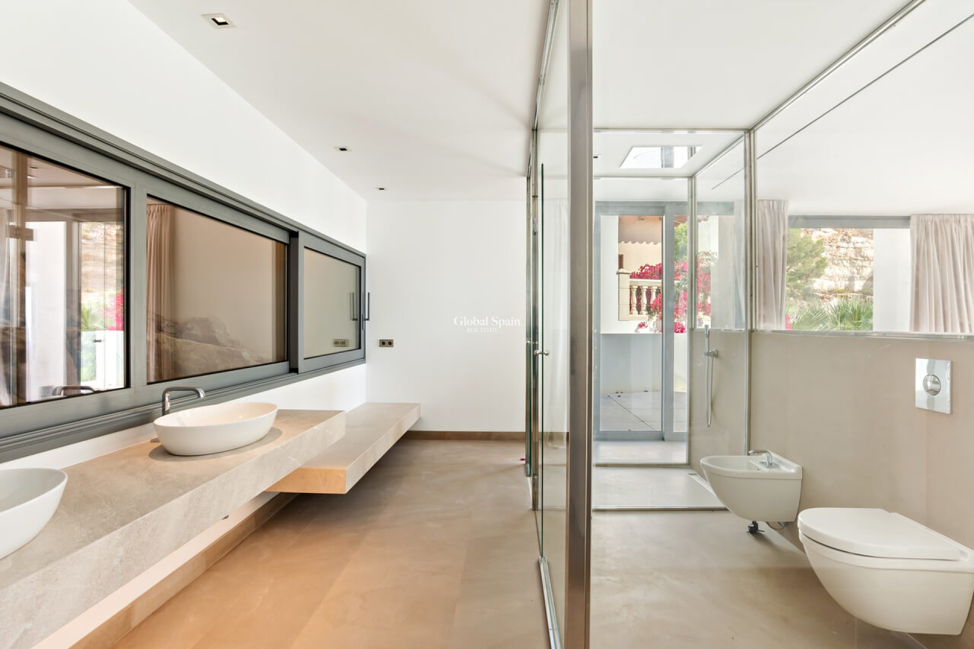 Resale - Villa -
Canyamel - optional location detail