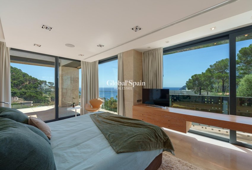 Resale - Villa -
Canyamel - optional location detail