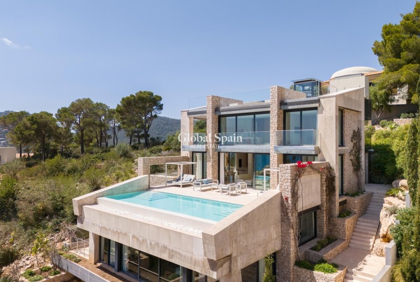 Resale - Villa -
Canyamel - optional location detail