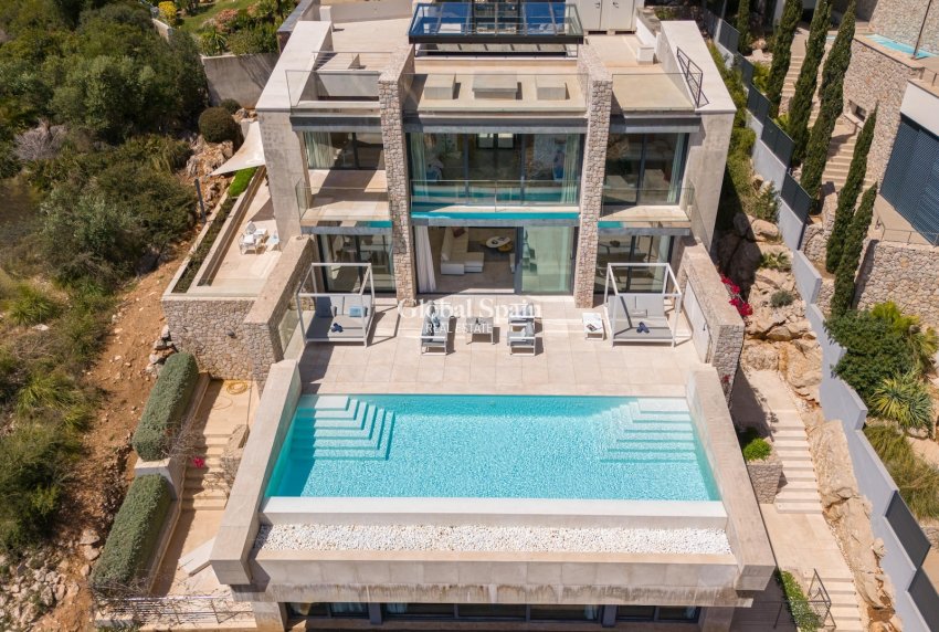 Resale - Villa -
Canyamel - optional location detail