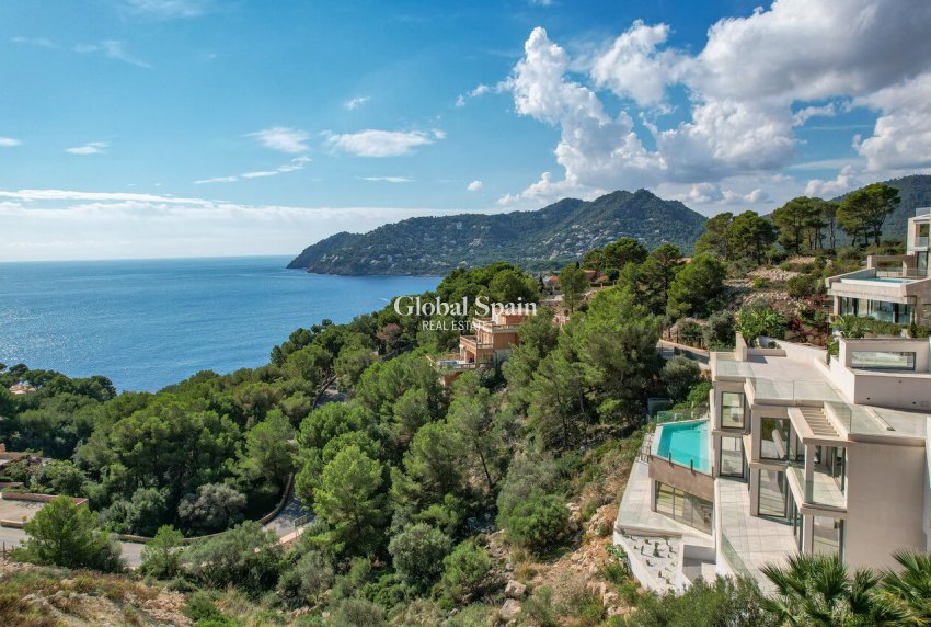 Resale - VILLA -
CANYAMEL