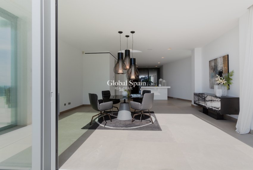 Resale - VILLA -
CANYAMEL