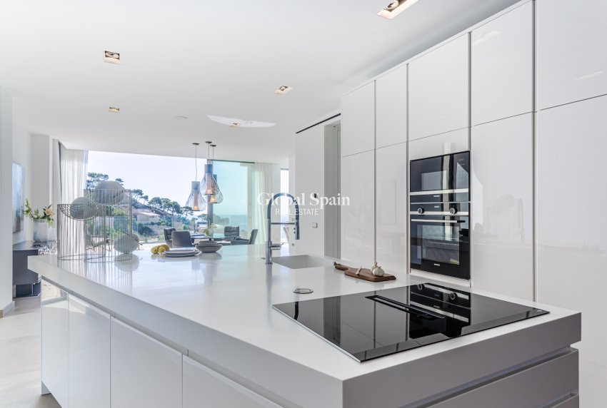 Resale - VILLA -
CANYAMEL