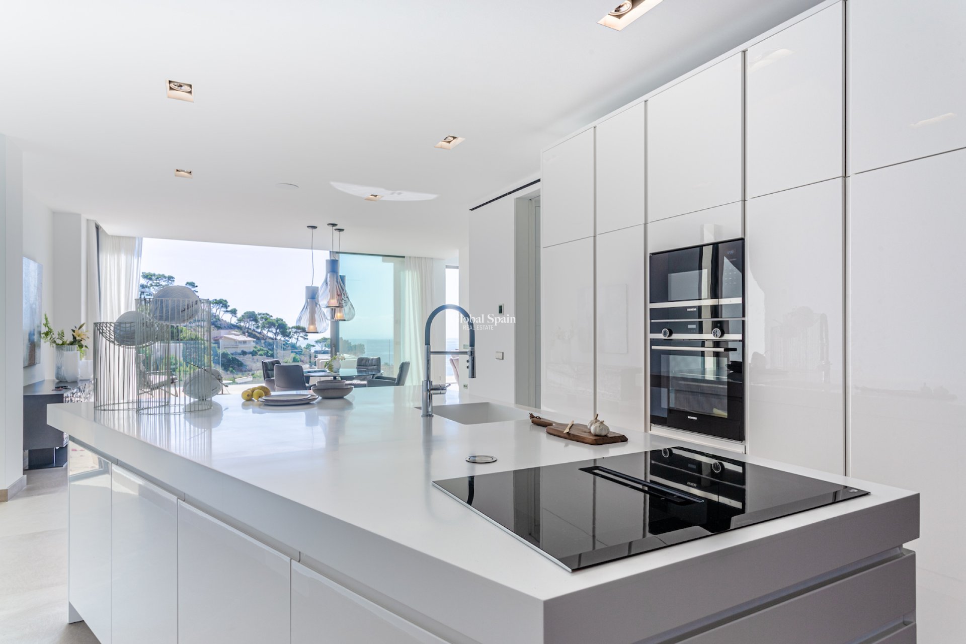 Resale - VILLA -
CANYAMEL