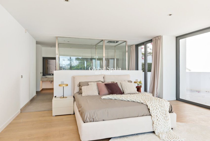 Resale - VILLA -
CANYAMEL