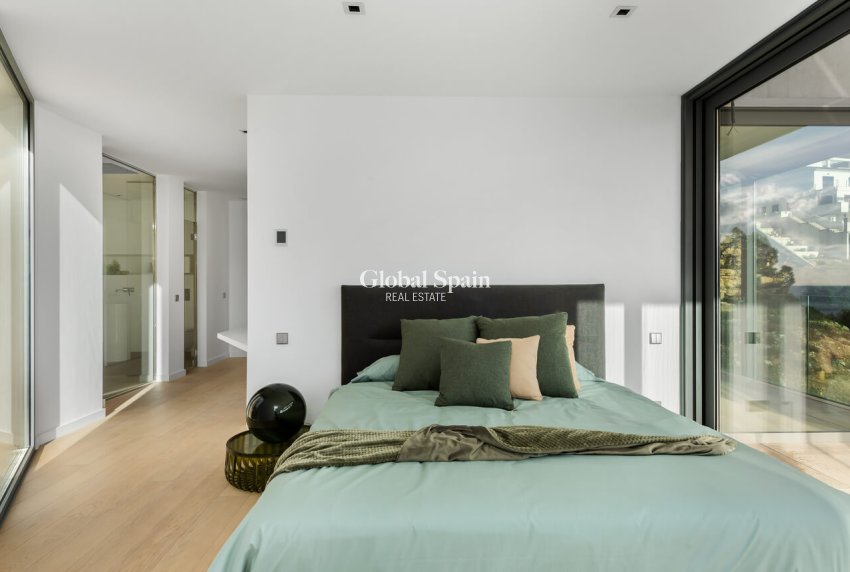 Resale - VILLA -
CANYAMEL