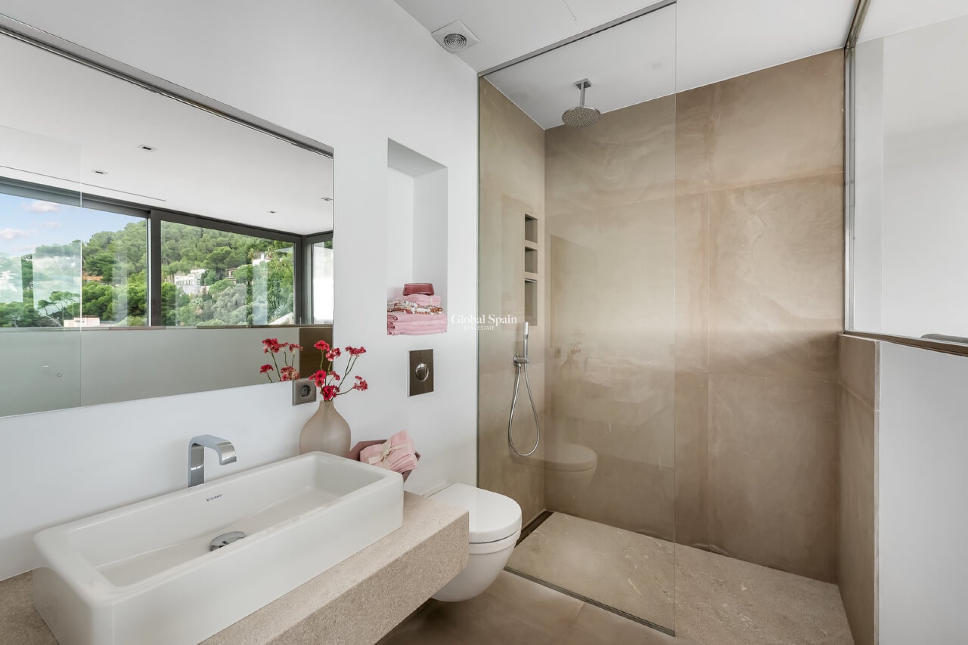 Resale - VILLA -
CANYAMEL