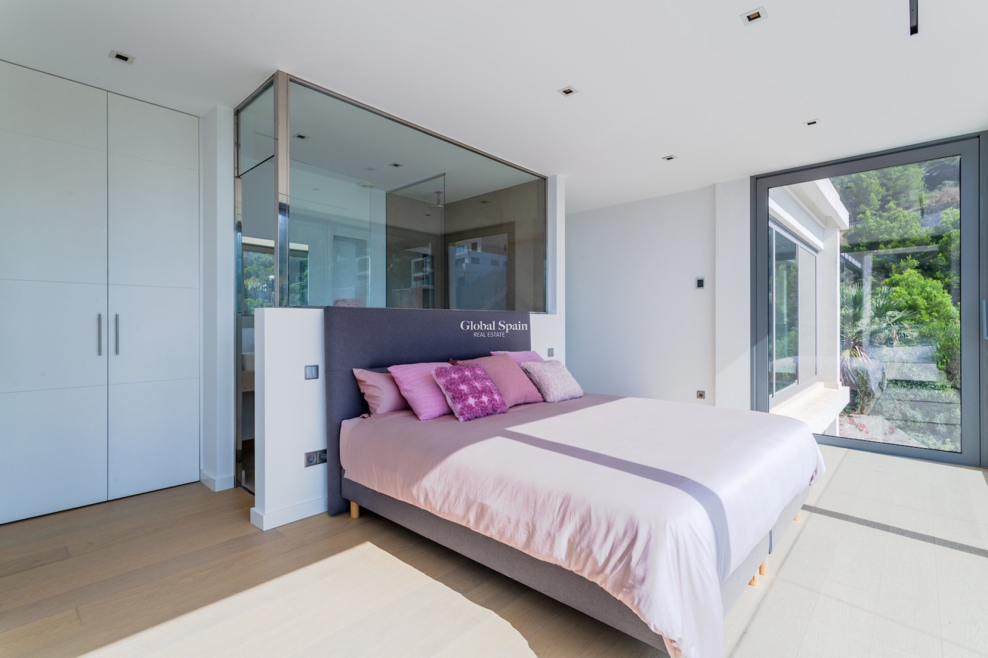 Resale - VILLA -
CANYAMEL