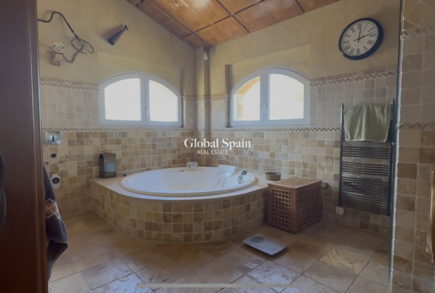 Resale - VILLA -
CARTAGENA - Costa Blanca Sur