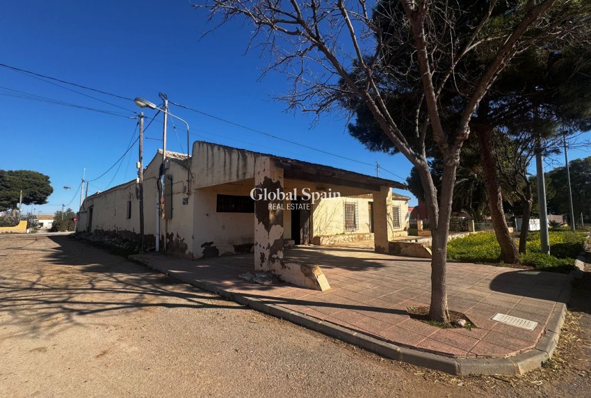 Resale - VILLA -
CARTAGENA - Costa Calida